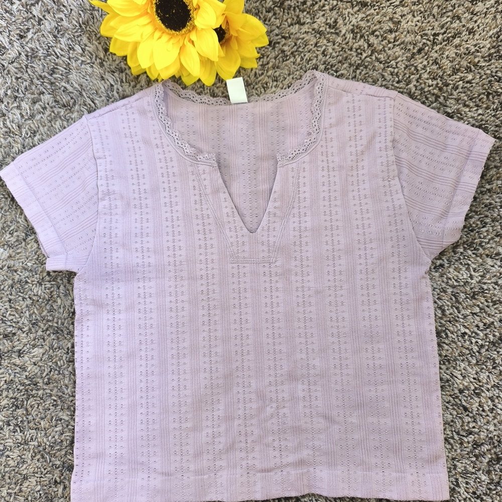 Arizona Jean Company Lilac Lace Accent Blouse